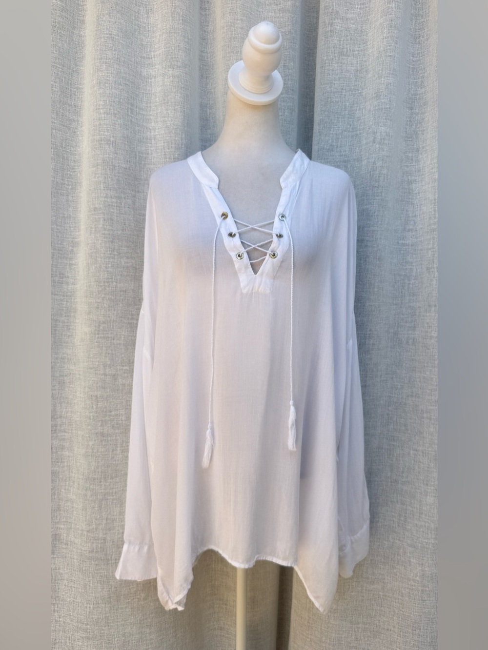 Margaritaville white long sleeve cotton semi Sheer tunic blouse coverup